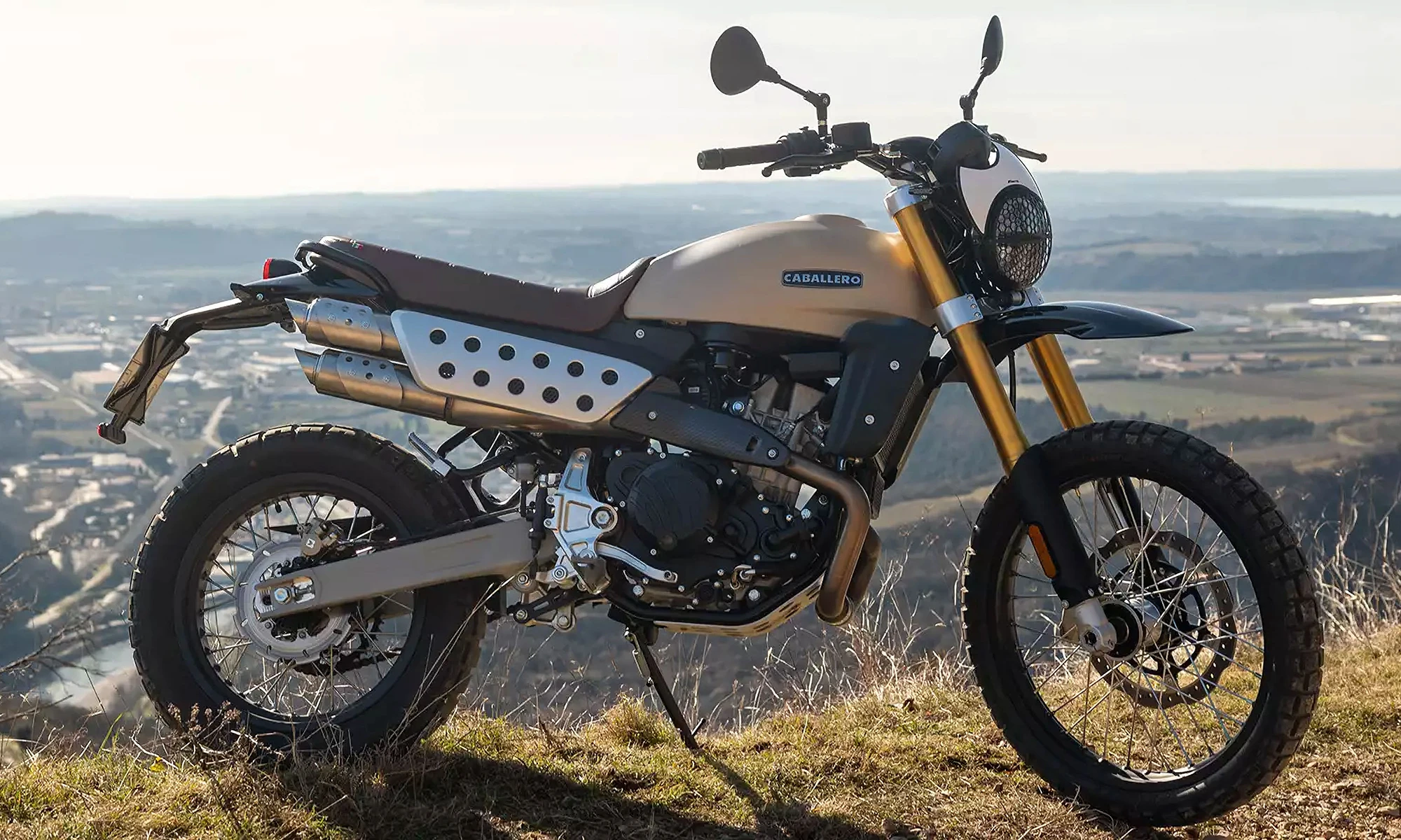 FANTIC CABALLERO Rally 500 MY25 | 輸入発売元MOTORISTS