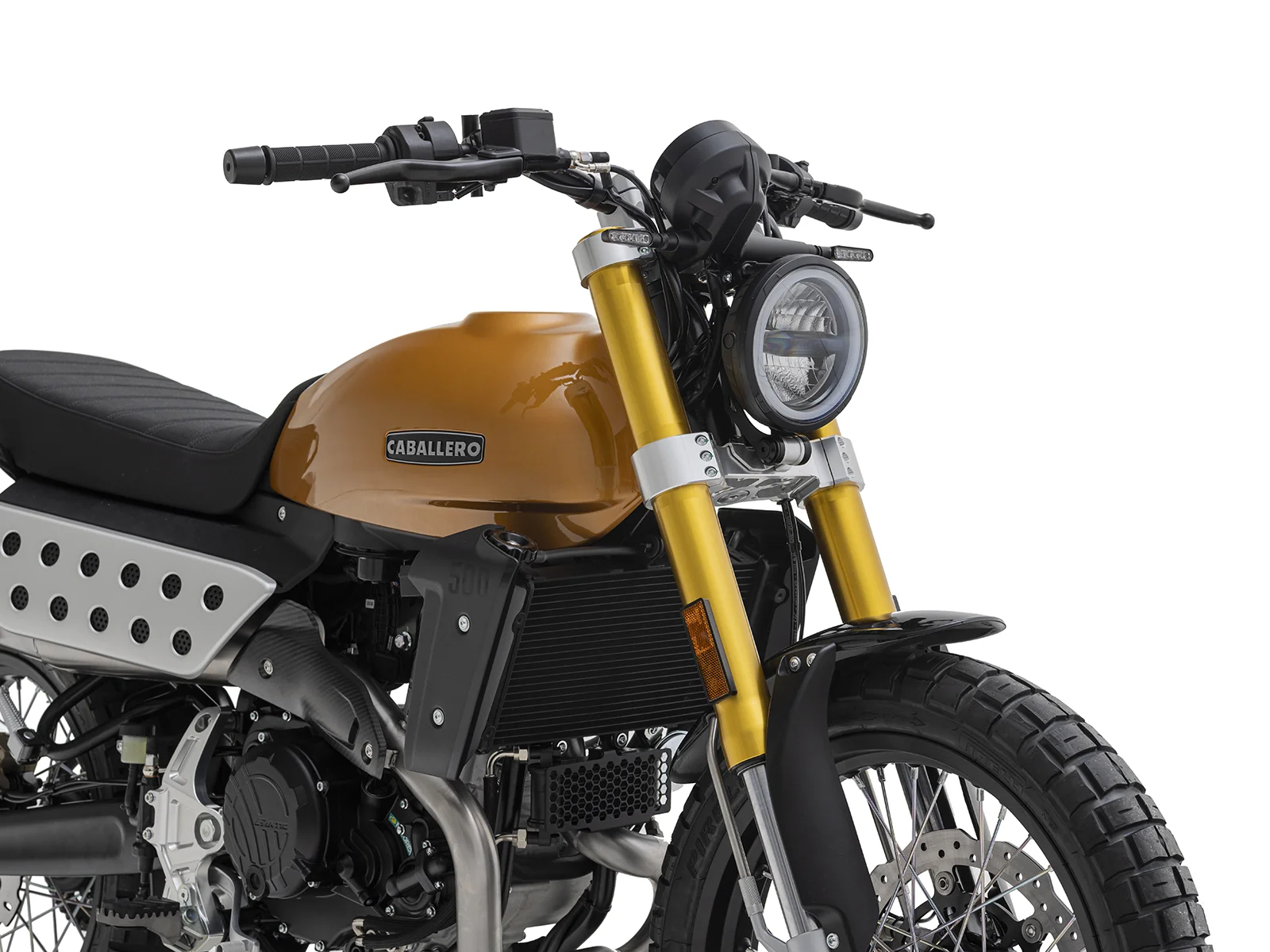 FANTIC CABALLERO Scrambler 500 DEULUXE MY25 フロントサスペンションはファンティック製FRS φ41mm倒立フォーク。 | 輸入発売元 MOTORISTS モータリスト合同会社