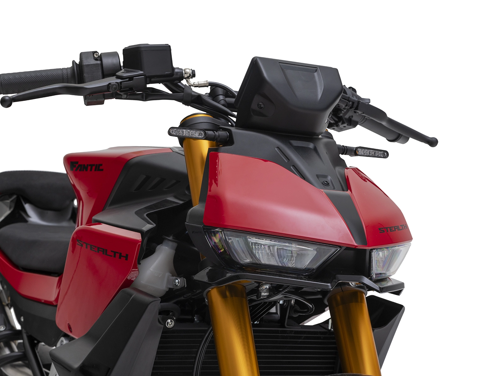 FANTIC STEALTH 500 ロービームとハイビームの両方にデュアルレンズのフルLEDヘッドライトを採用。あらゆる状況で優れた視認性を確保。 | 輸入発売元 MOTORISTS モータリスト合同会社